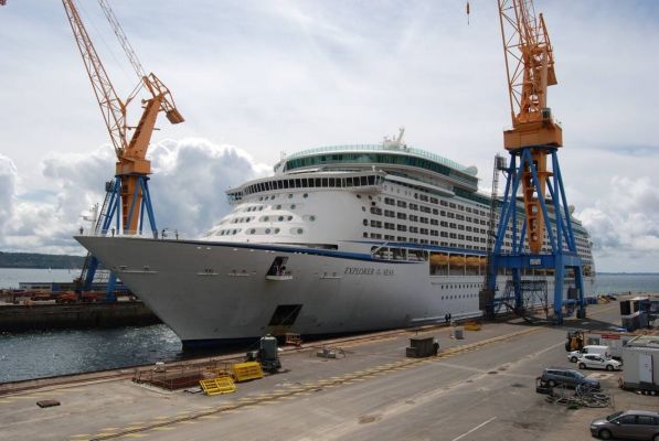 Le paquebot Explorer of the Seas en arrêt technique à Brest