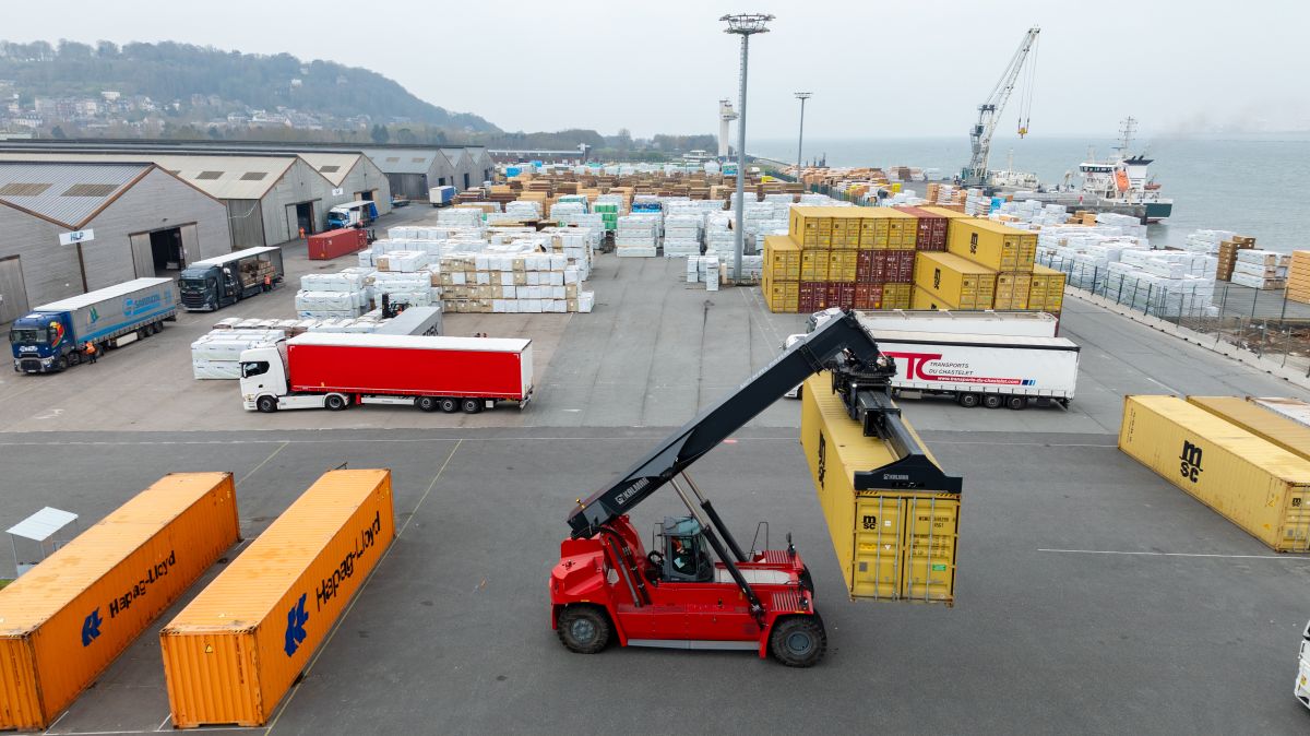 Container handling Container handling