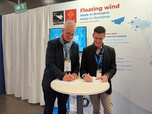 Signature d'un protocole d'accord entre AMB et BrestPort lors du salon Seanergy