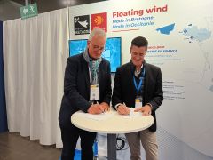 Signature d'un protocole d'accord entre AMB et BrestPort lors du salon Seanergy